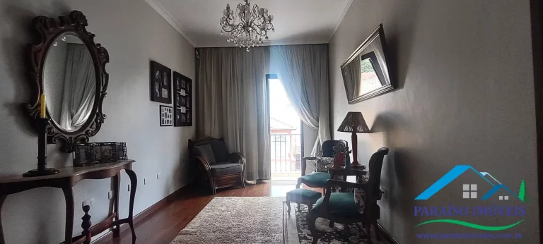 Imagem Conforto e Sofisticação te Esperam: Apartamento Decorado em Paraisópolis!
