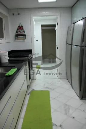 Imagem Casa Avenda Em Condominio de Alto Padrão