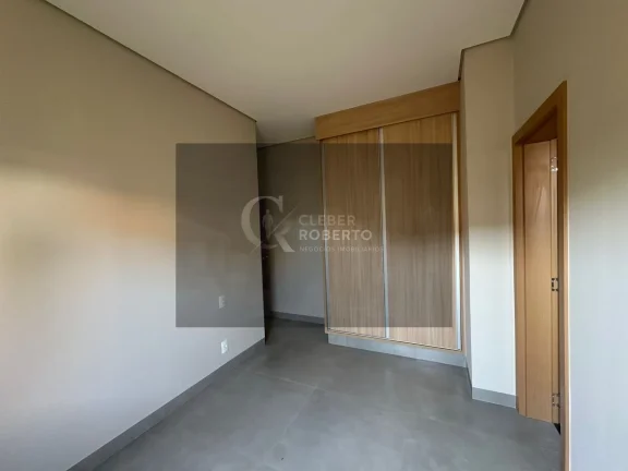 Imagem Casa nova com 3 suítes e área de lazer completa no Portal Aroeira