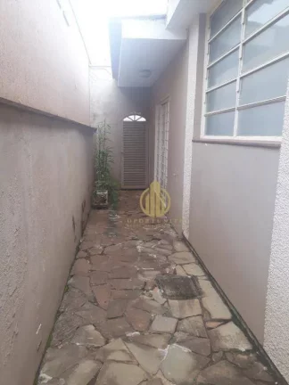 Imagem Casa com 4 dormitórios à venda, 280 m² por R$ 548.000,00 - Lagoinha - Ribeirão Preto/SP