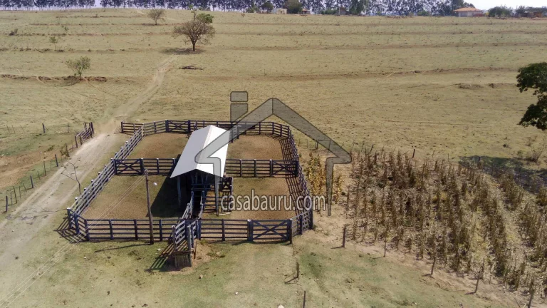 Vende Fazenda Álvaro de Carvalho - Garça