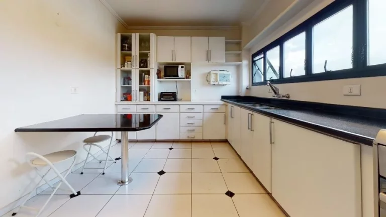 Imagem Apartamento 3 quartos, 1 suite, 3 vagas, 203 m²
