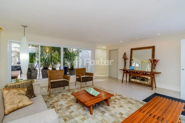 Imagem Apartamento 108M², 2Q, 1 Sala Estendida, 1 Banheiro, Dependência Completa de Serviço, Piscina, Salão de Festas, Portaria 24h.