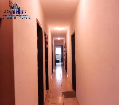 Imagem CASA TÉRREA EM CONDOMÍNIO NA REGIÃO DA GRANJA VIANA, KM 24.
5 DORMS (1 suíte), AC. 300m2, TERREN...