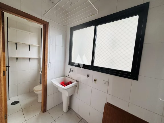 Imagem Apartamento à venda 3dormitórios,2 suítes e 2 vagas demarcadas - Pompéia / Santos