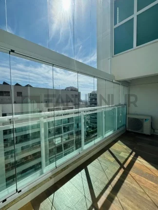 Imagem Imperdível: Apartamento de Luxo no Brooklin Paulista, São Paulo-SP - 3 quartos, 3 suítes, 3 salas, 4 banheiros, 3 vagas, 173m².