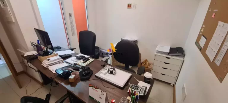 Imagem Barra Da Tijuca - Cond O2 Corporate - Vendo Maravilhosa Loja Triplex com 78m² totalmente reformada pronta para uso!