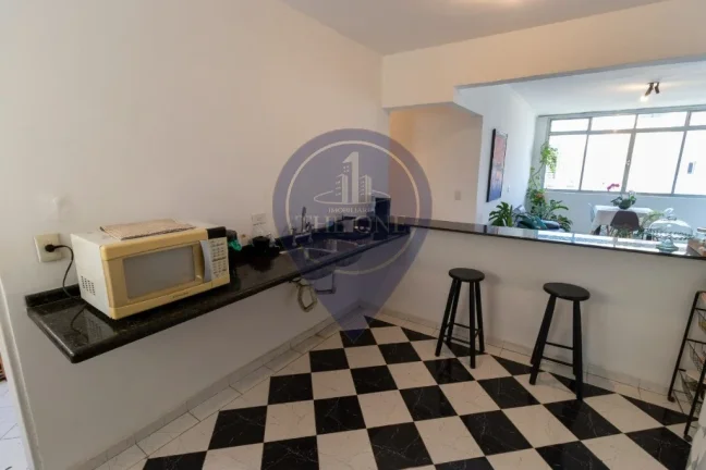 Imagem Apartamento à venda na Vila Mariana, São Paulo-SP: 3 quartos, 1 suíte, 2 salas, 2 banheiros, 120m². Venha conferir!
