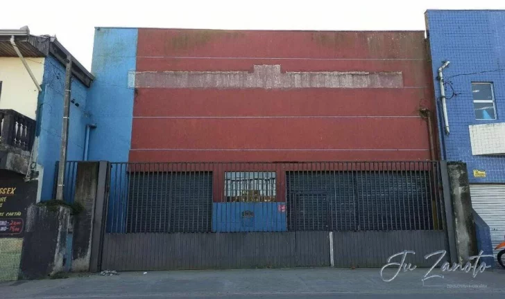Galpão Comercial no principal acesso a Paranaguá