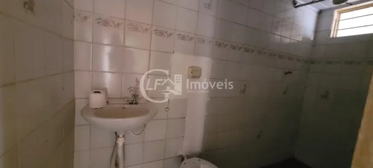 Imagem Casa para locação em Campo Grande-MS, Vila Moreninha II: 4 quartos, 1 suíte, 1 sala, 2 banheiros, 2 vagas de garagem, 80m².