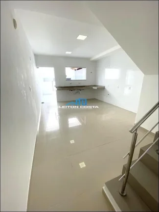 Imagem Casa para Venda em Feira de Santana, Mangabeira, 3 dormitórios, 2 suítes, 1 banheiro, 2 vagas