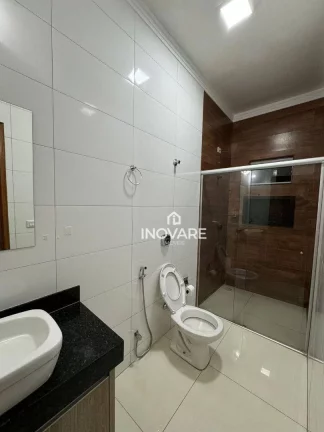 Imagem Casa com 3 dormitórios à venda, 90 m² por R$ 370.000,00 - Jardim Bandeirantes - Itumbiara/GO