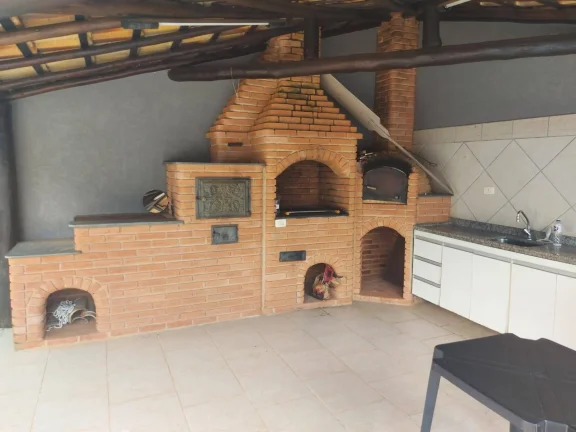 Imagem Casa alto padrão no condomínio Colinas de São Francisco