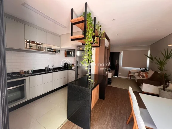 Imagem Este sobrado de aproximadamente 94m² no Condomínio Carpe Diem, no Parque Taquaral, reúne conforto...