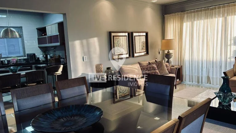 Imagem Casa Impecável à Venda - Santa Cruz | R$ 2.700.000