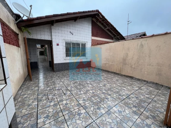 Imagem Casa na zona 2 da Ocian, Praia Grande 325mil