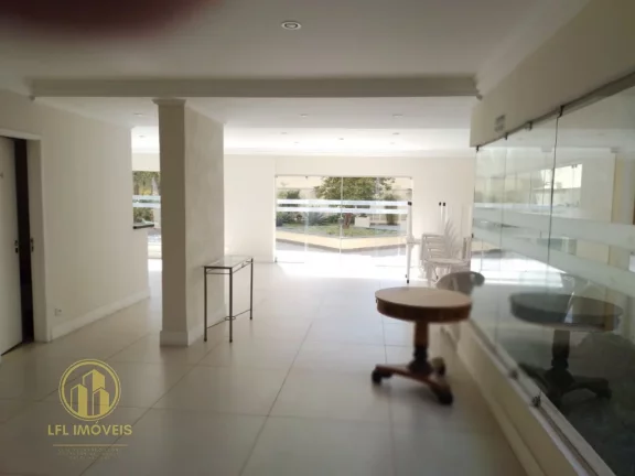 Imagem Espaçoso Apartamento de 3 Quartos em Indianópolis.