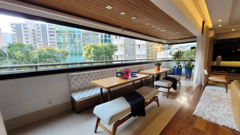 Imagem Apartamento com 4 dormitórios à venda, 214 m² por R$ 2.850.000,00 - Boqueirão - Santos/SP