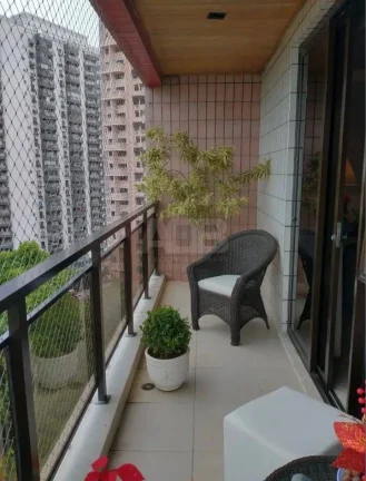 Imagem Apartamento à venda na Barra da Tijuca, 139m2, 3Qtos, 2Vagas, vista mar!