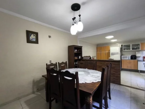 Imagem Sobrado com 3 dormitórios à venda, 375 m² por R$ 695.000,00 - Vila Jurema - Ferraz de Vasconcelos/SP