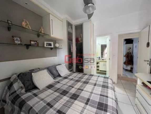Imagem Apartamento com 3 dormitórios à venda, 106 m² por R$ 1.150.000,00 - São Bento - Cabo Frio/RJ