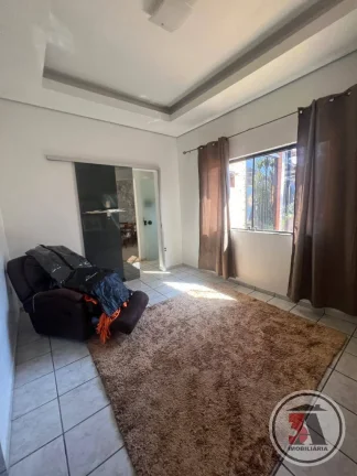 Imagem Casa bem localizada no Conj. Alphaville
