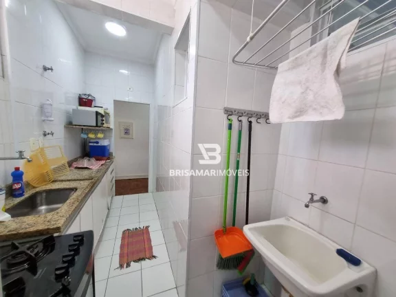 Imagem PITANGUEIRAS- UMA QUADRA DA PRAIA , LOCALIZAÇÃO ESPETACULAR , GARAGEM DEMARCADA