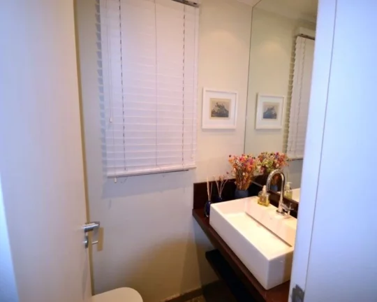 Imagem Apartamento a venda na Rua Maranhão com 3 suites e 3 vagas, 177m2