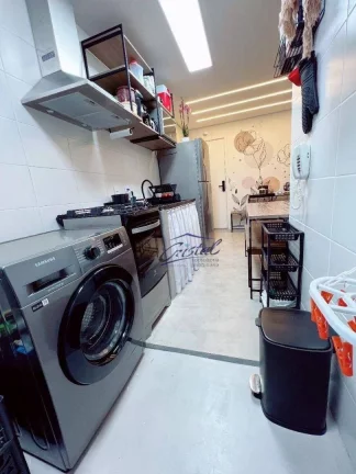 Imagem Apartamento com 2 dormitórios à venda, 49 m² por R$ 380.000,00 - Ocian - Praia Grande/SP