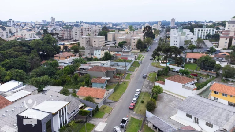 Imagem Terreno ZR4 à venda, 1592 m² por R$ 3.000.000 - Tingui - Curitiba/PR