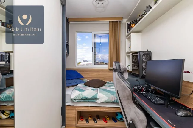 Imagem Apartamento com 2 quartos (1 suíte) à venda por R$ 555.000 - Novo Mundo - Curitiba/PR