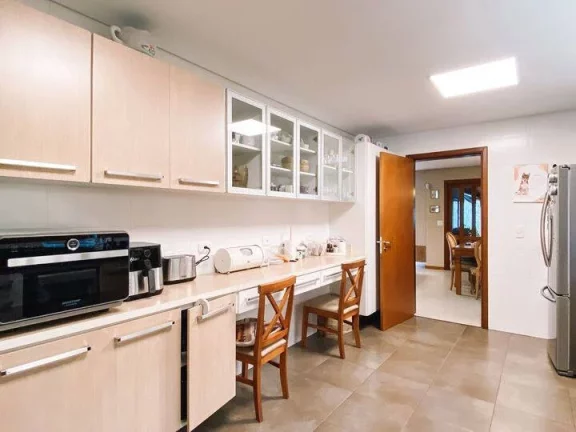 Imagem Casa impecável, com acabamentos de ótimo gosto - Granja Viana