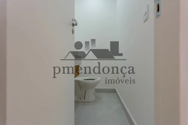 Imagem Apartamento reformado no Sumaré, 3 dormitórios (1 suíte) e 1 vaga.