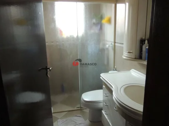 Imagem Sobrado à venda 4 Quartos, 1 Suite, 2 Vagas, 250M², Utinga, Santo André - SP