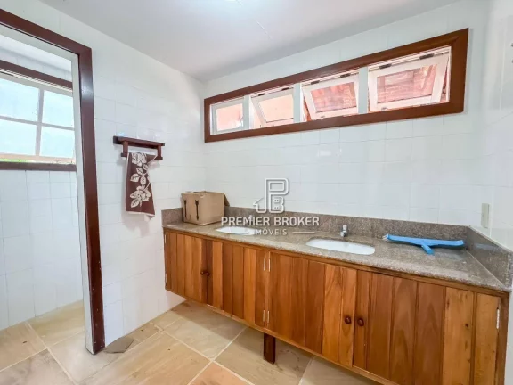 Imagem Casa à venda, 350 m² por R$ 1.495.000,00 - Albuquerque - Teresópolis/RJ