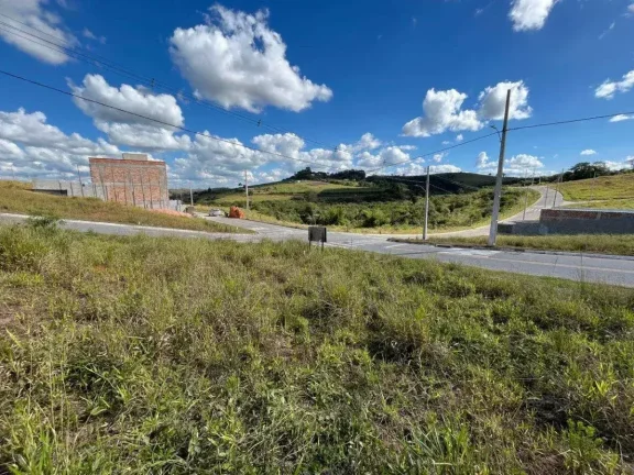 Imagem Lote de Esquina à Venda no Terras Altas — Acesso por Duas Ruas, Ideal para Construção ou Investimento