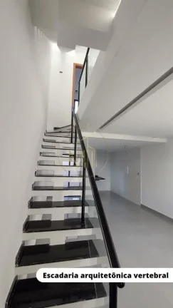 Imagem Sobrado para Venda em Santo André, Vila Curuça, 3 dormitórios, 1 suíte, 4 banheiros,