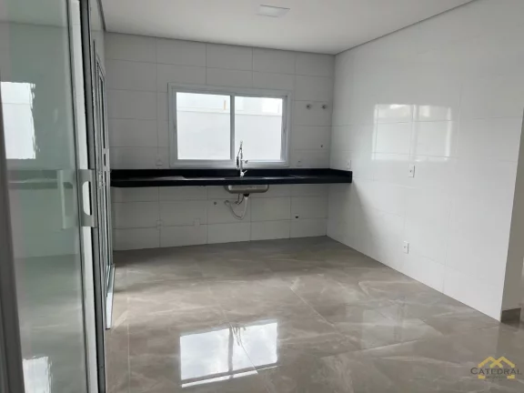 Imagem Sobrado à Venda com 03 quartos (1 Suíte) - Reserva da Mata - Jundiaí/SP