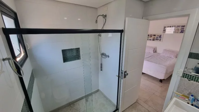 Imagem Flat com 3 dormitórios à venda, 113 m² - Pitangueiras - Guarujá/SP