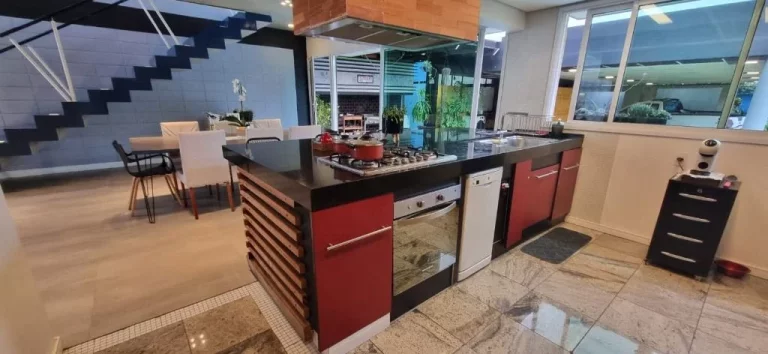 Imagem Sobrado com 3 dormitórios à venda, 325 m² por R$ 2.900.000,00 - Jardim Residencial Suzano - Suzano/SP