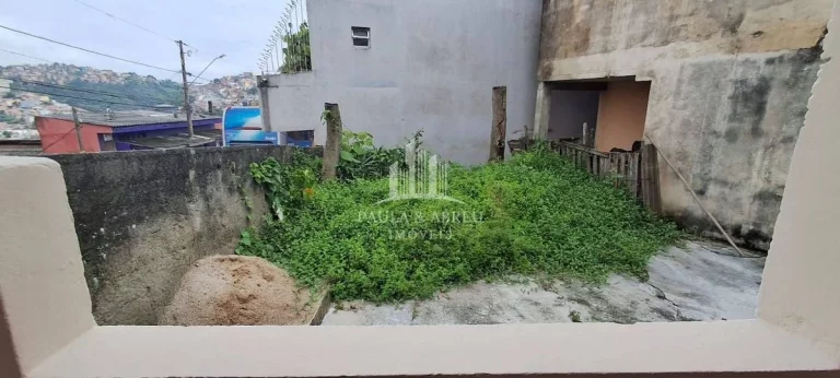 Imagem Venda de Casa Térrea, Escritura, 3 Cômodos, Quintal na lateral, podendo fazer entrada para garagem no Jardim Zaíra 2, Mauá