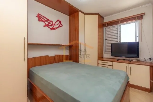Imagem Apartamento de 61 m² com 2 dormitórios, sendo 1 suíte, 2 banheiros, sala para 2 ambientes com sac...