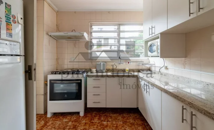 Imagem Apartamento em Pinheiros pertinho do metrô com 2 quartos e 1 vaga, 82m²