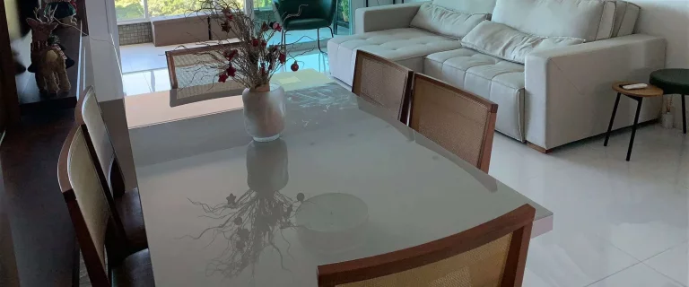 Imagem Apartamento Mobiliado à Venda,122m2, 3 Suítes, 3 Vagas, Agronômica, Florianópolis/SC