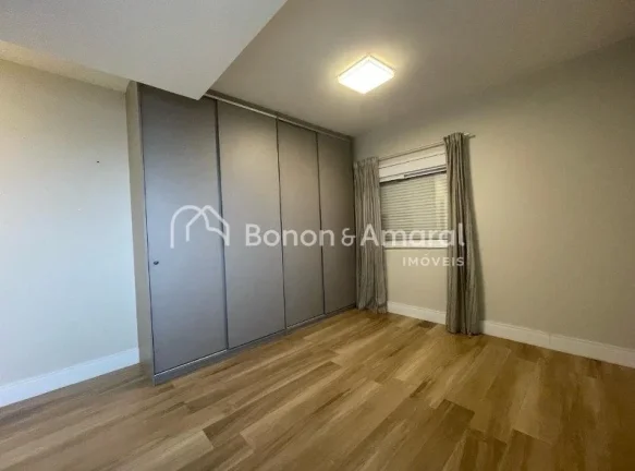 Imagem Este imóvel une elegância, funcionalidade e uma localização privilegiada com vistas deslumbrante...