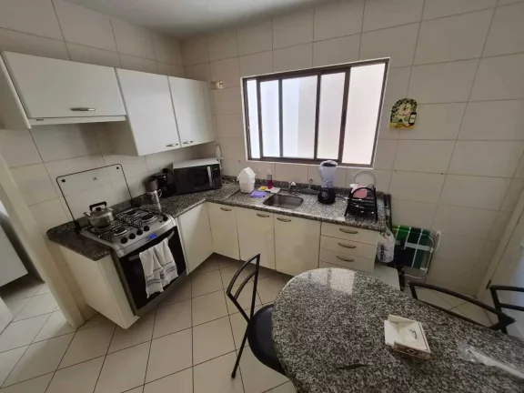 Imagem Apartamento com 3 dormitórios sendo 1 suíte e 2 vagas de garagem em Balneário Camboriú/SC