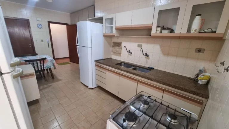 Imagem Apartamento com 3 dormitórios à venda, 140 m² - Pitangueiras - Guarujá/SP