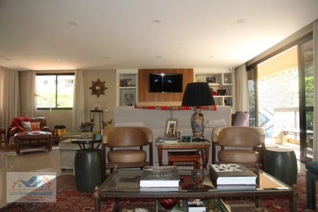 Imagem Apartamento Alto Padrão, 1 por andar, à Venda no Campo Belo: 3 suítes e 3 vagas. R$ 2.800.000,00