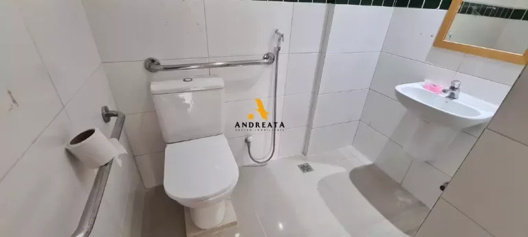 Imagem Barra da Tijuca - Sunplaza Offices - Alugo maravilhoso conjunto comercial, MONTADO COMO CLINICA , com 220m2 - R$16.000,00