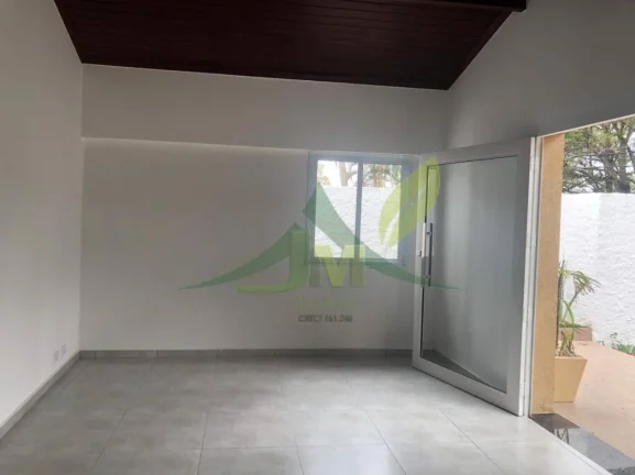 Imagem Oportunidade Casa Térrea reformada localizada na Região da Lucas